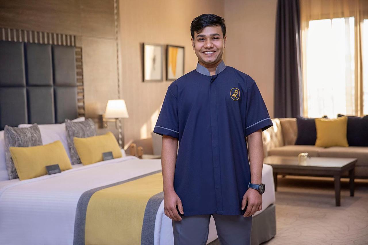 Voco Al Khobar By Ihg Hotel Exterior photo A houseboy in a hotel